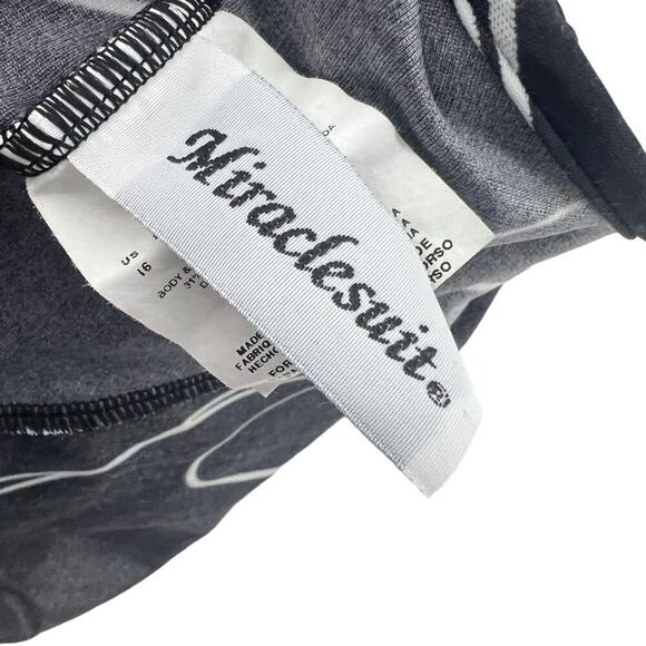 Miraclesuit Women's Sanibel One Piece Black and White Womens Size 16 - Picture 4 of 6